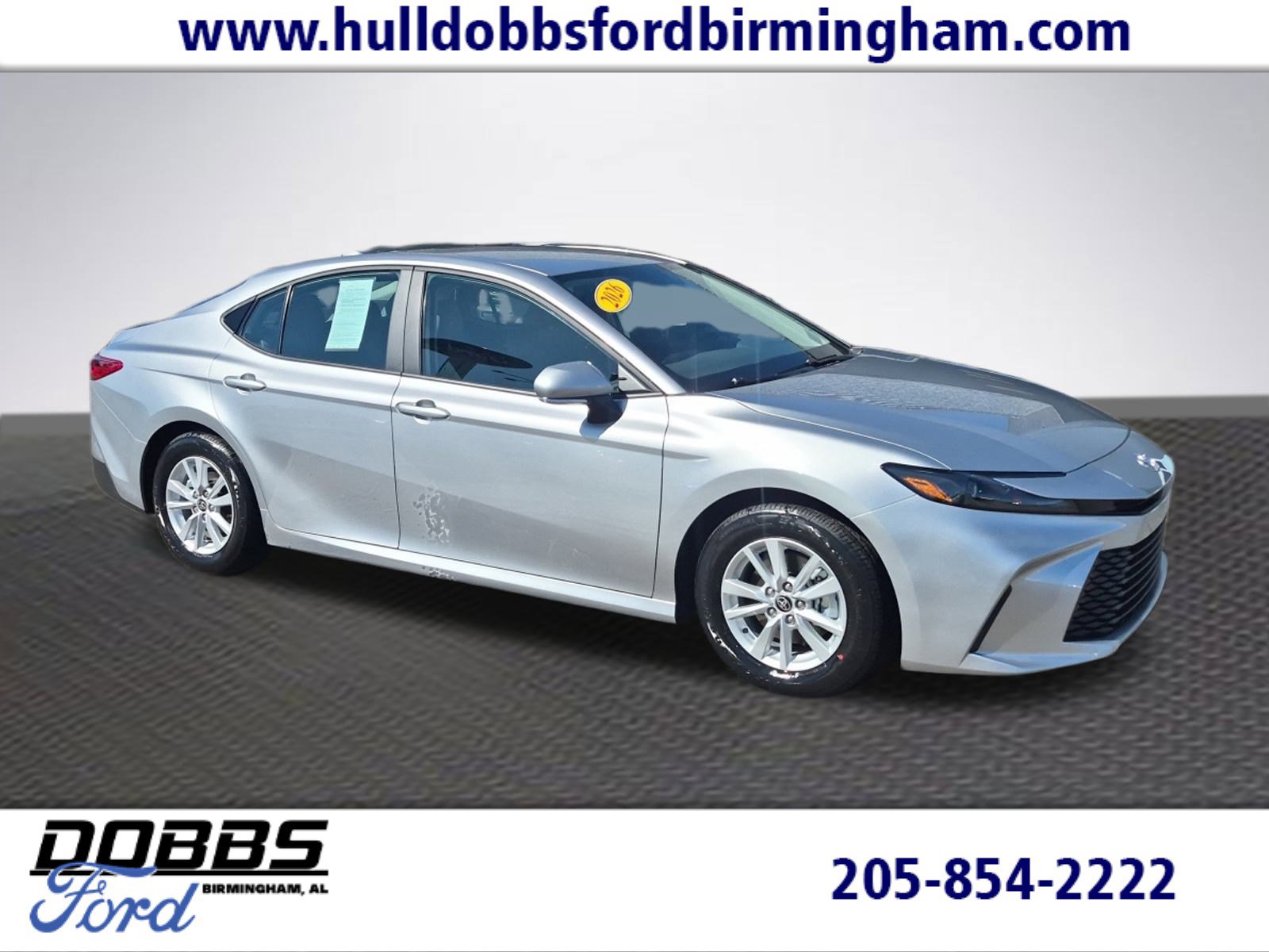 Used 2026 Toyota Camry LE image 1