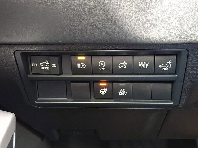 Used 2025 Toyota Tundra Platinum image 25