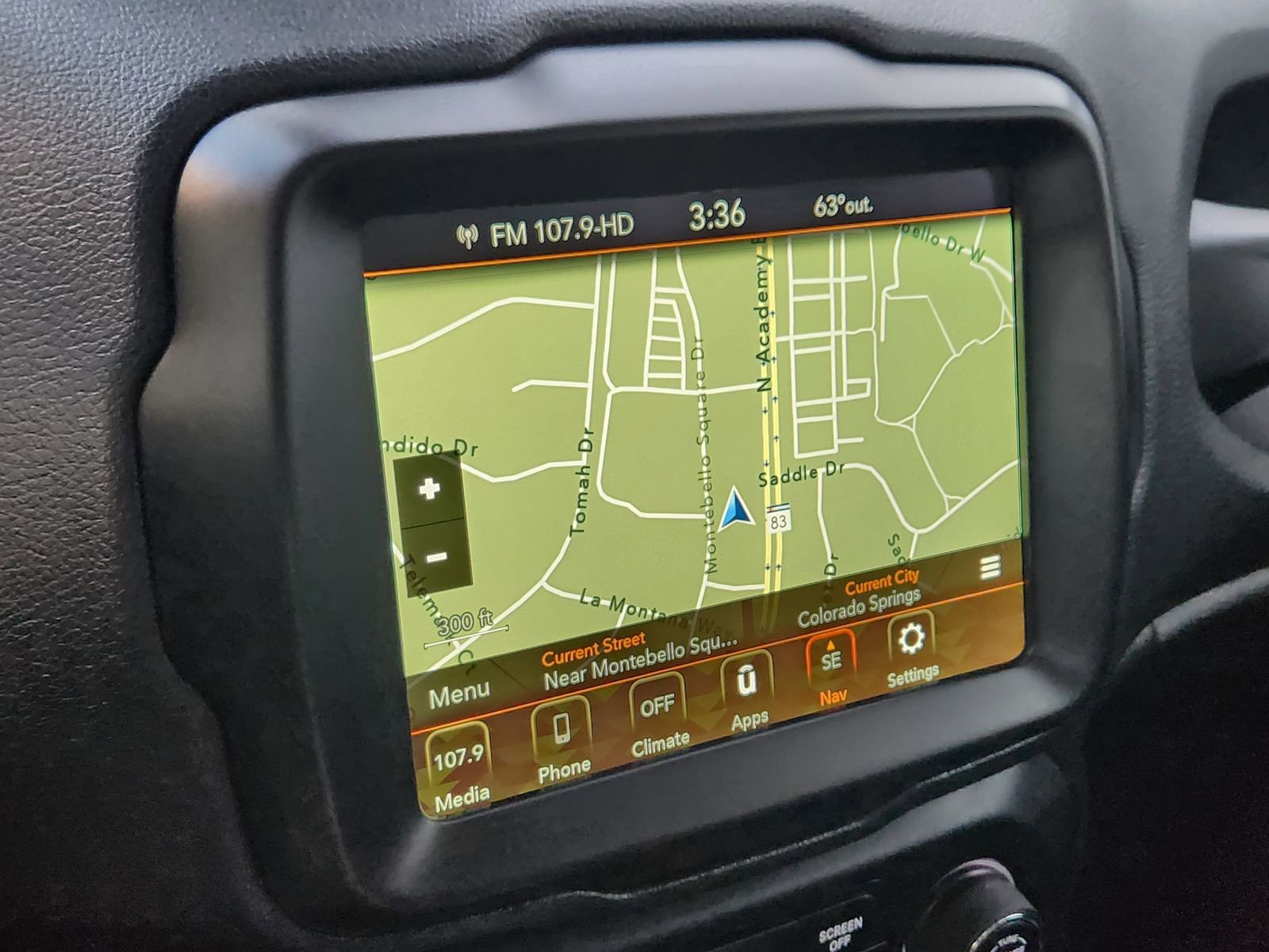 Used 2023 Jeep Renegade Latitude image 20