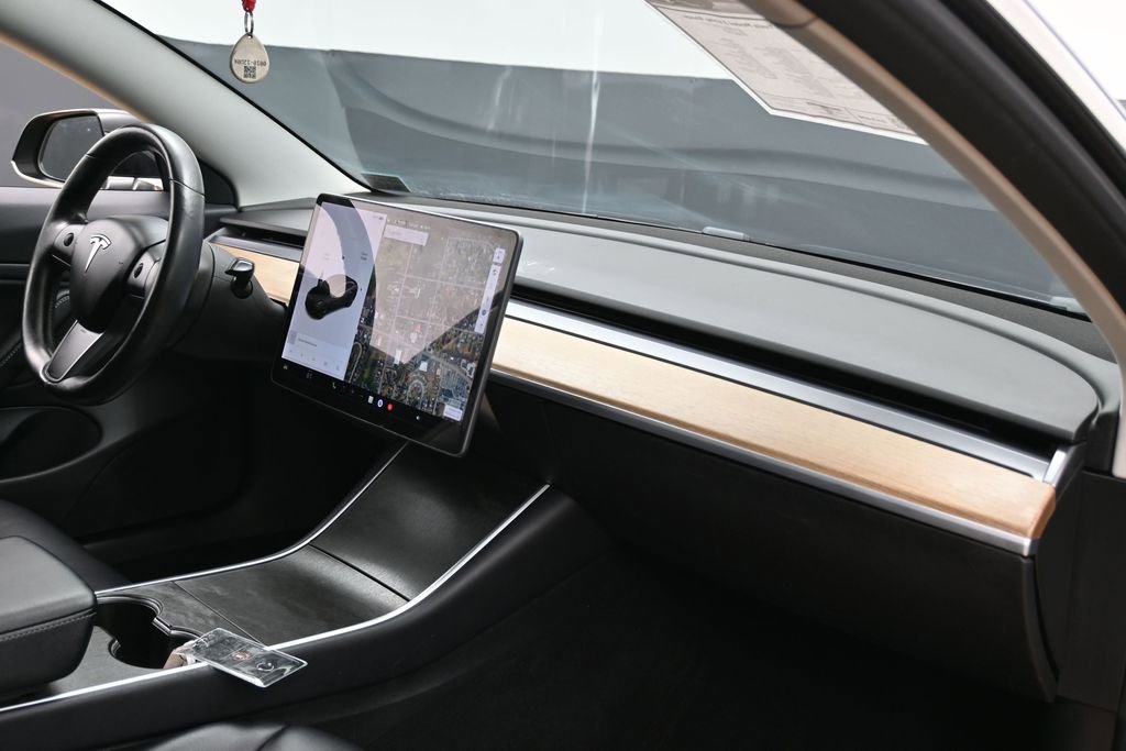 Used 2018 Tesla Model 3 Long Range image 37