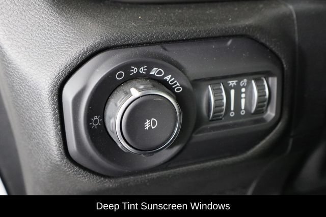Used 2018 Jeep Wrangler Unlimited Sport S AWD/4WD image 19