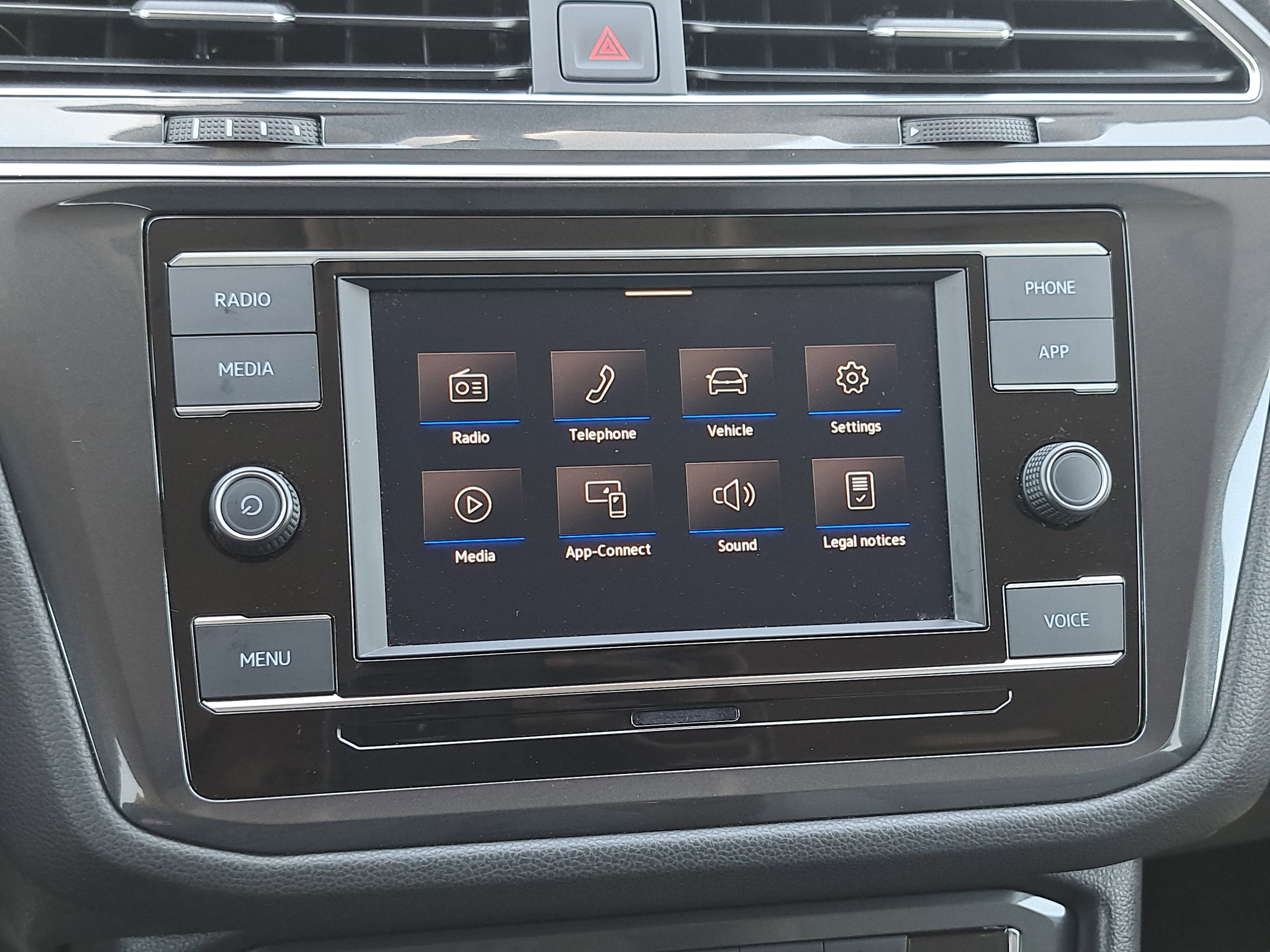 Certified 2023 Volkswagen Tiguan S FWD image 21