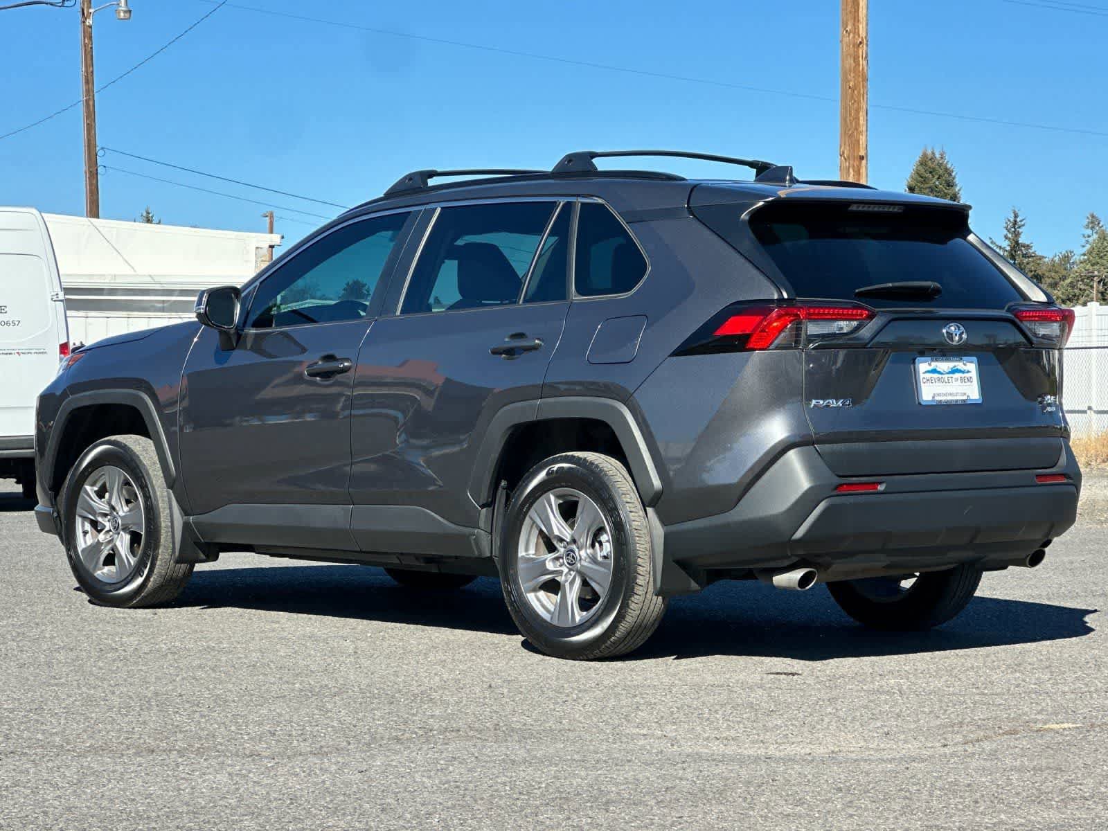 Used 2024 Toyota RAV4 XLE w/ Convenience Package image 6