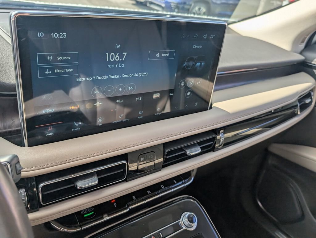 Used 2022 Lincoln Nautilus Reserve image 19