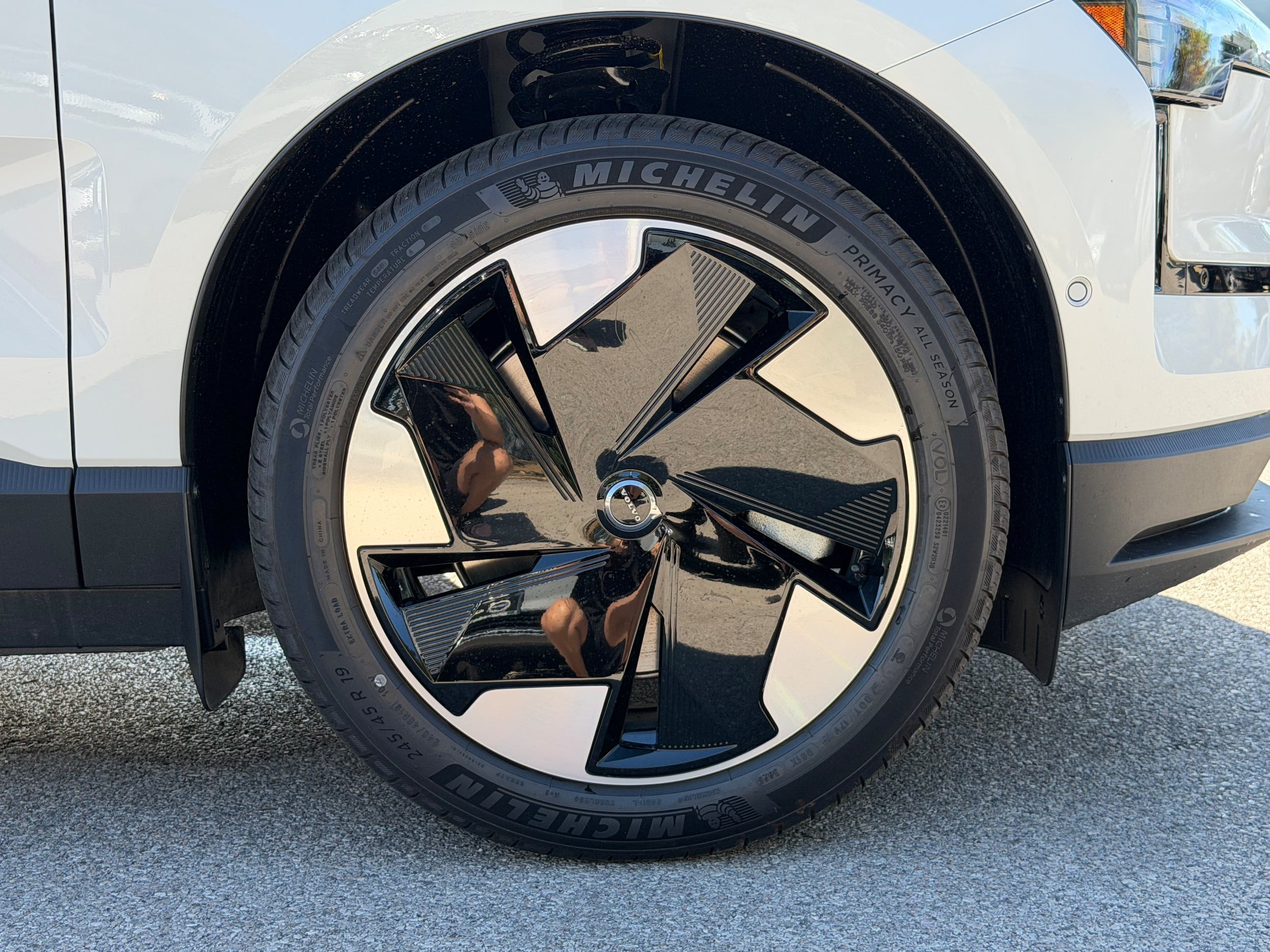 New 2026 Volvo EX30 Ultra w/ Climate Package AWD/4WD image 7