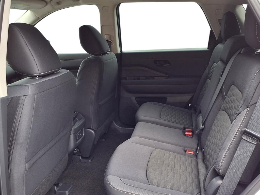 New 2026 Nissan Pathfinder SV w/ Cargo Package image 24