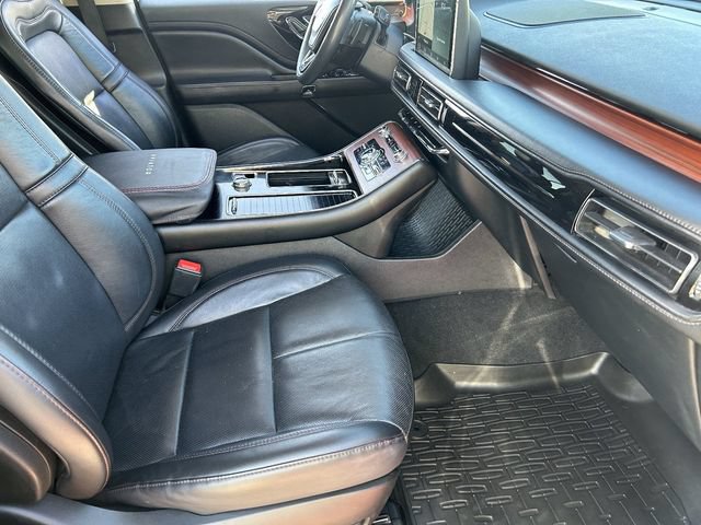 Used 2021 Lincoln Aviator Reserve w/ Elements Package Plus AWD/4WD image 13