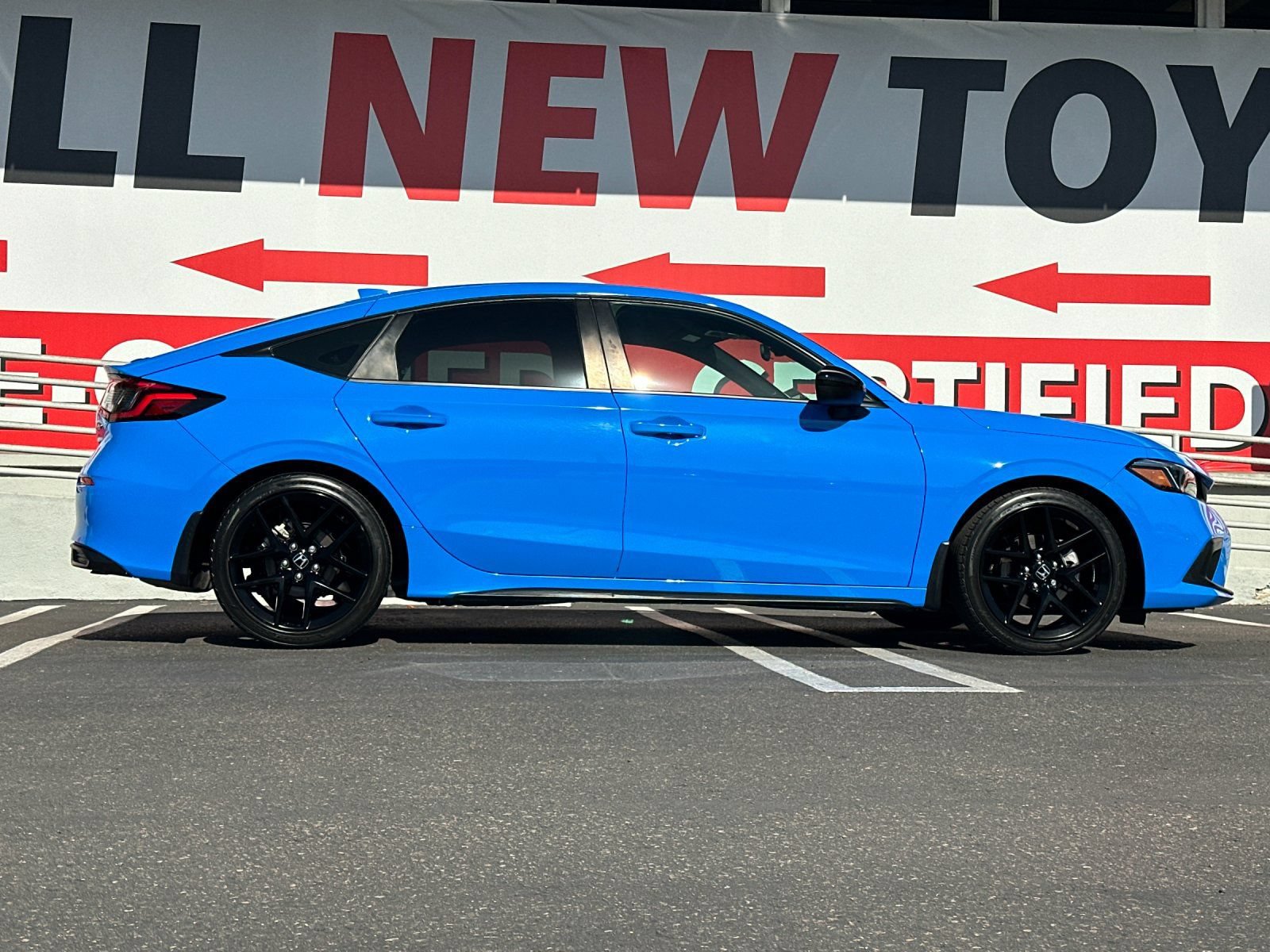 Used 2024 Honda Civic Sport image 6