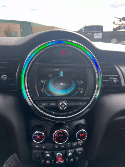 Used 2018 MINI Cooper 4-Door Hardtop FWD image 41