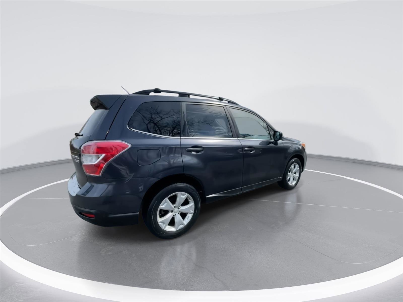 Used 2015 Subaru Forester 2.5i Limited image 8