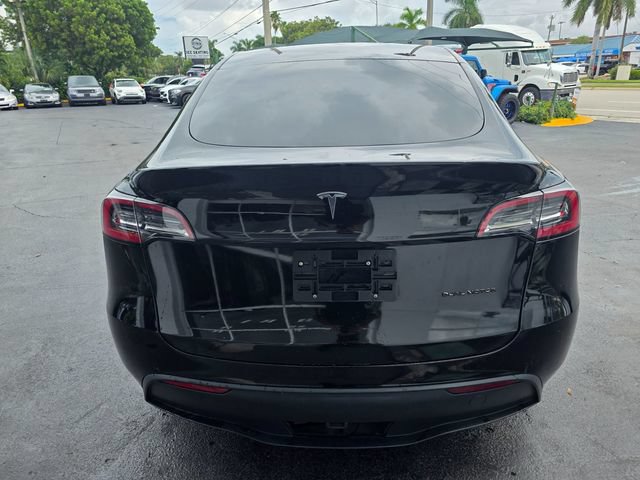 Used 2022 Tesla Model Y Long Range AWD/4WD image 5