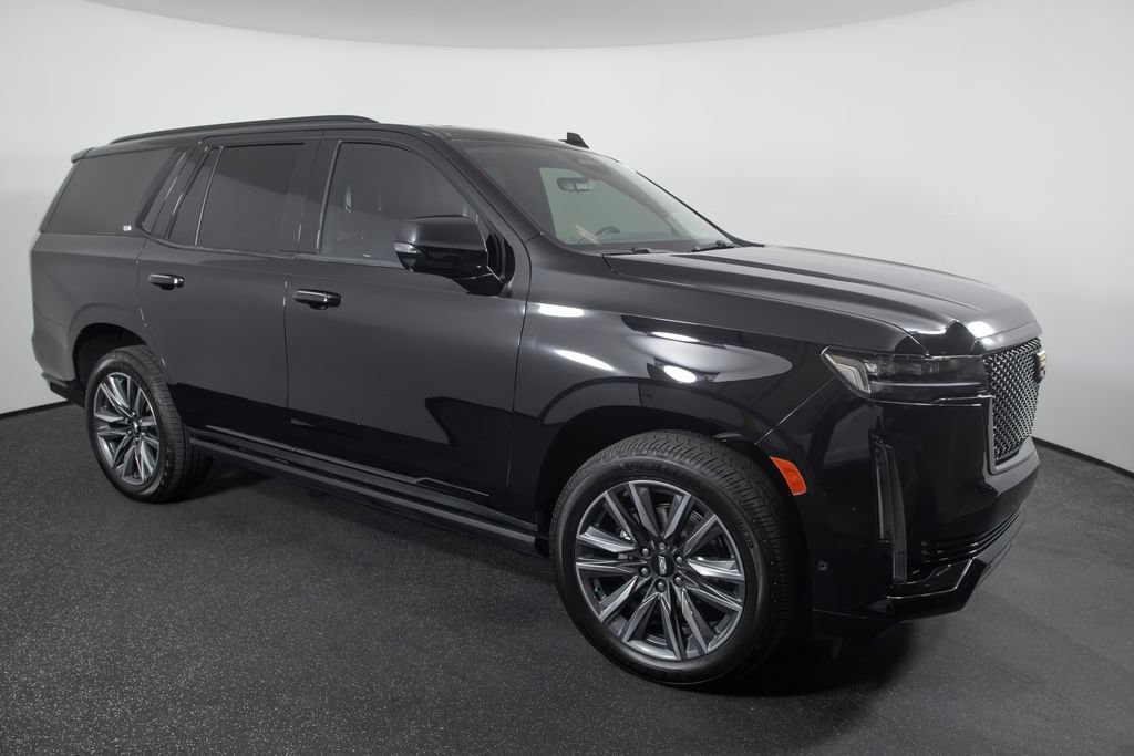 Used 2022 Cadillac Escalade Sport Platinum w/ Heavy-Duty Trailer Package AWD/4WD image 22