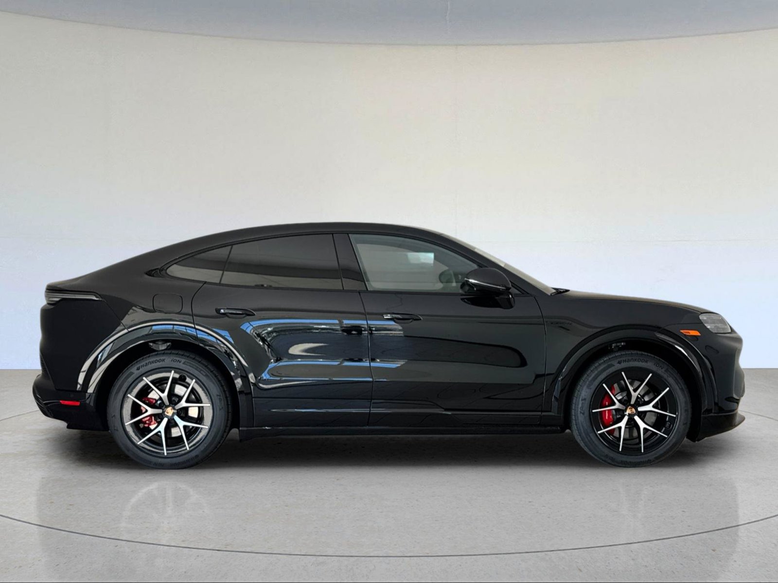 New 2026 Porsche Cayenne S AWD/4WD image 9