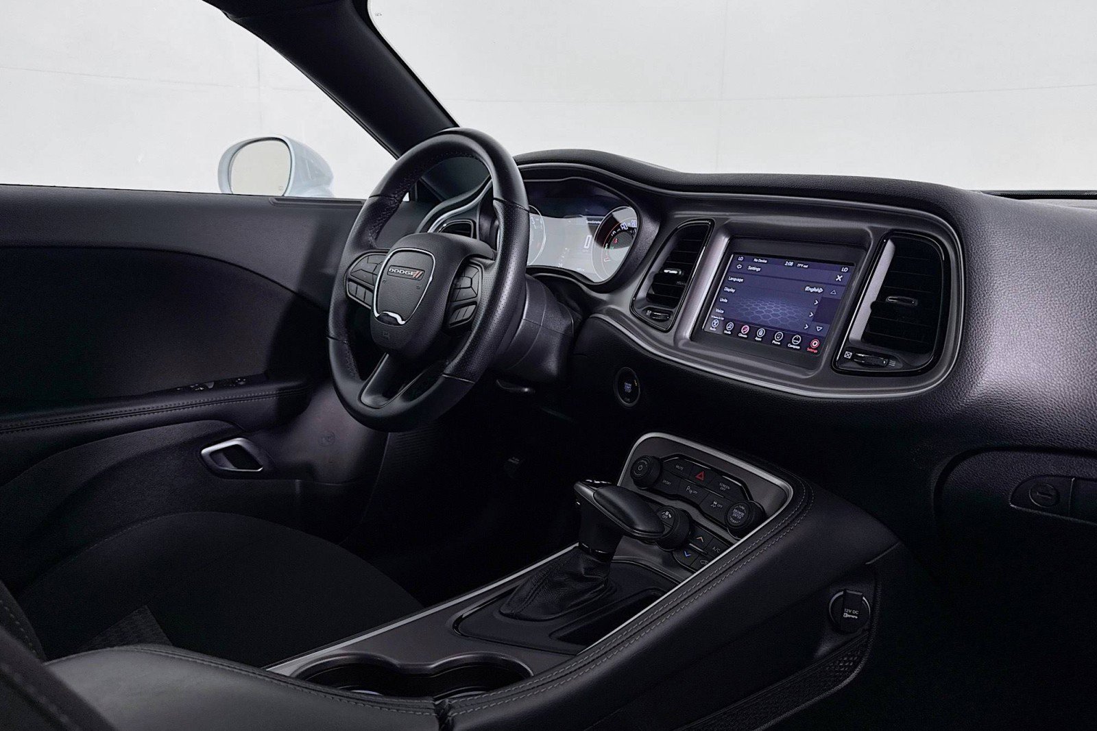 Used 2022 Dodge Challenger R/T image 15