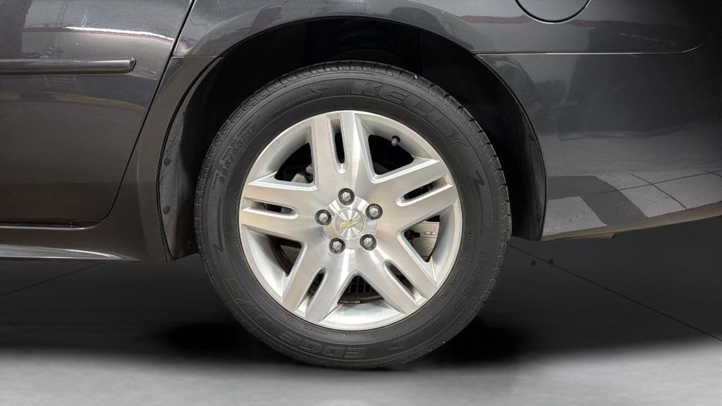Used 2016 Chevrolet Impala LT image 26