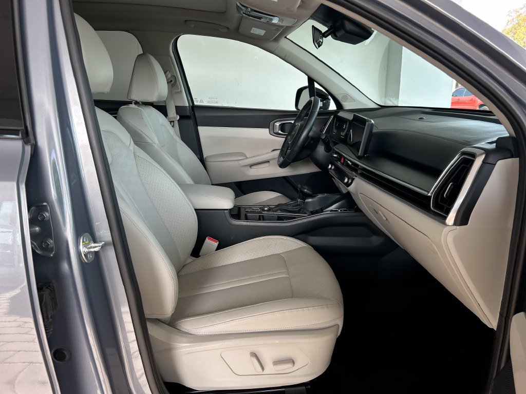Used 2024 Kia Sorento X-Line EX AWD/4WD image 28