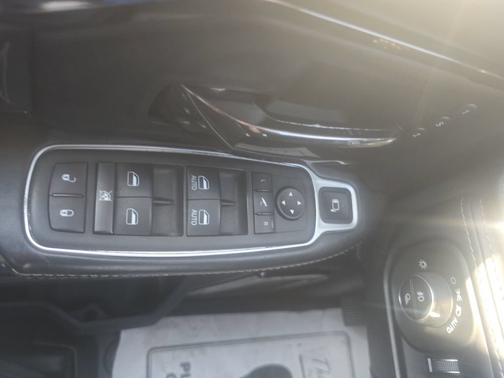 Used 2022 RAM 2500 Limited AWD/4WD image 31