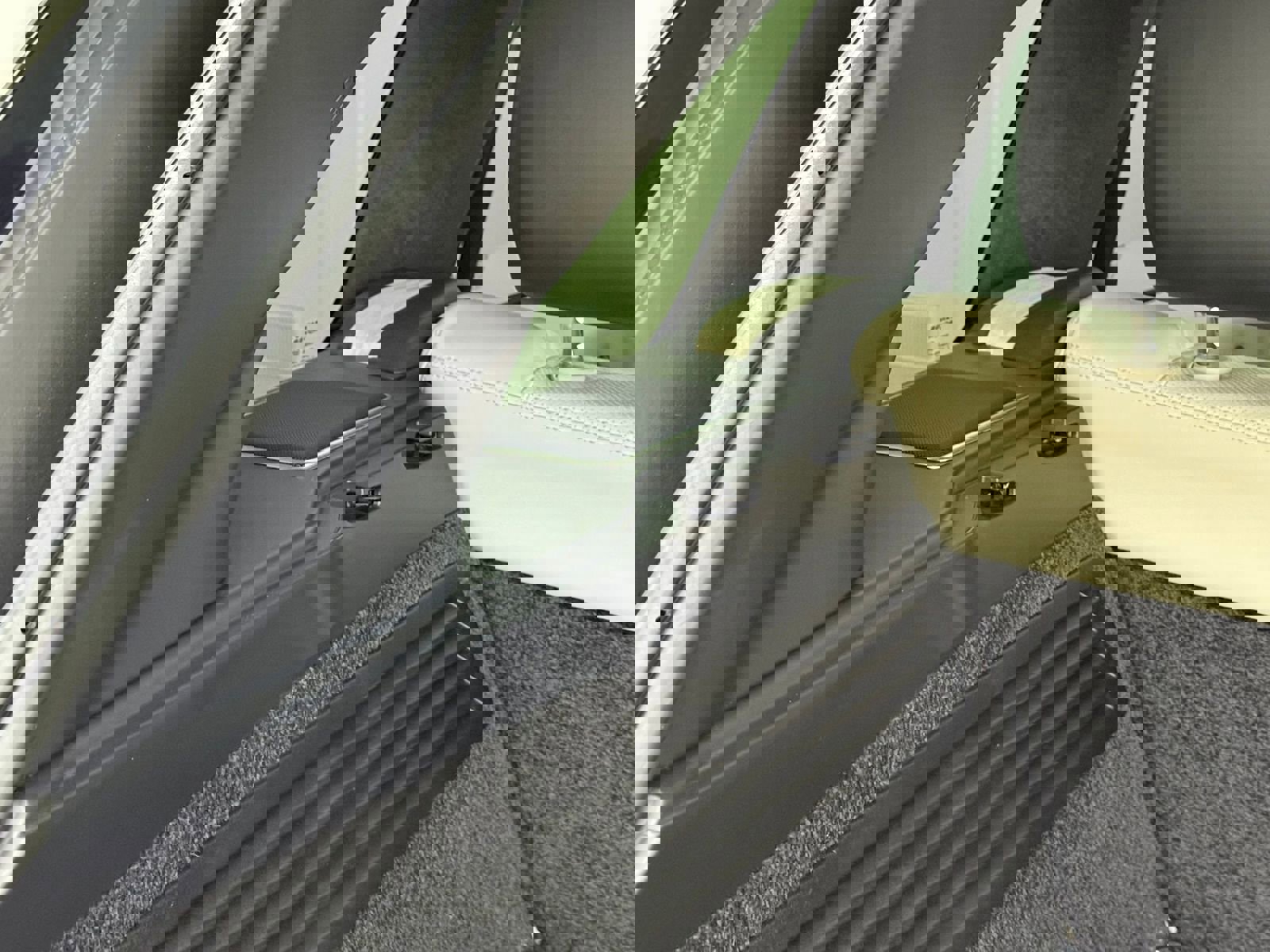 Used 2019 Land Rover Range Rover Supercharged image 37