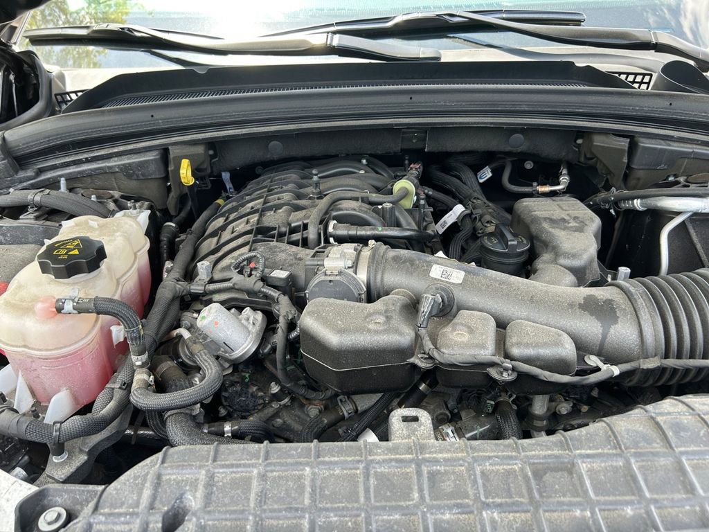 Certified 2022 Jeep Grand Cherokee L Limited AWD/4WD image 31
