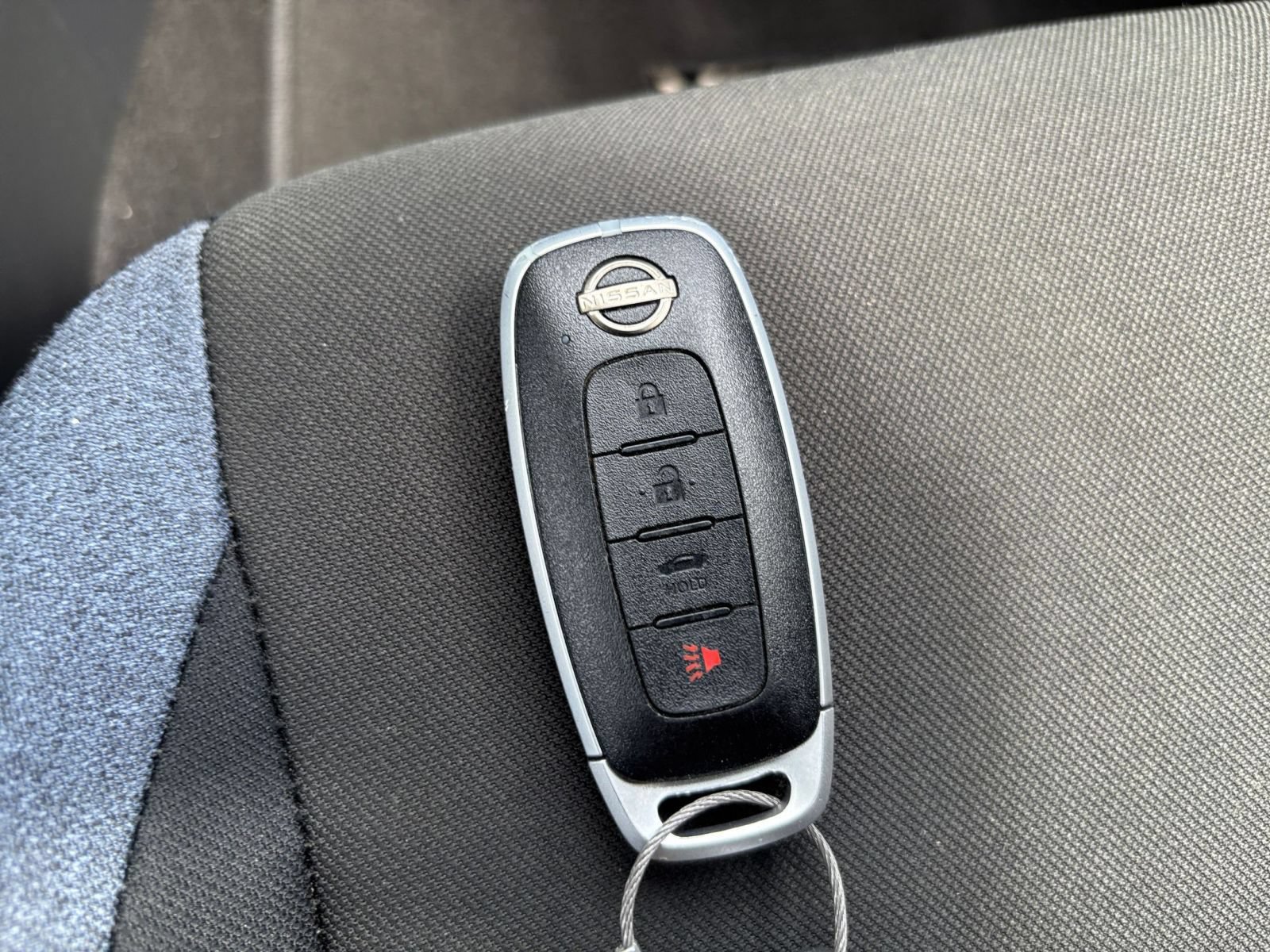 Used 2025 Nissan Versa SV FWD image 22