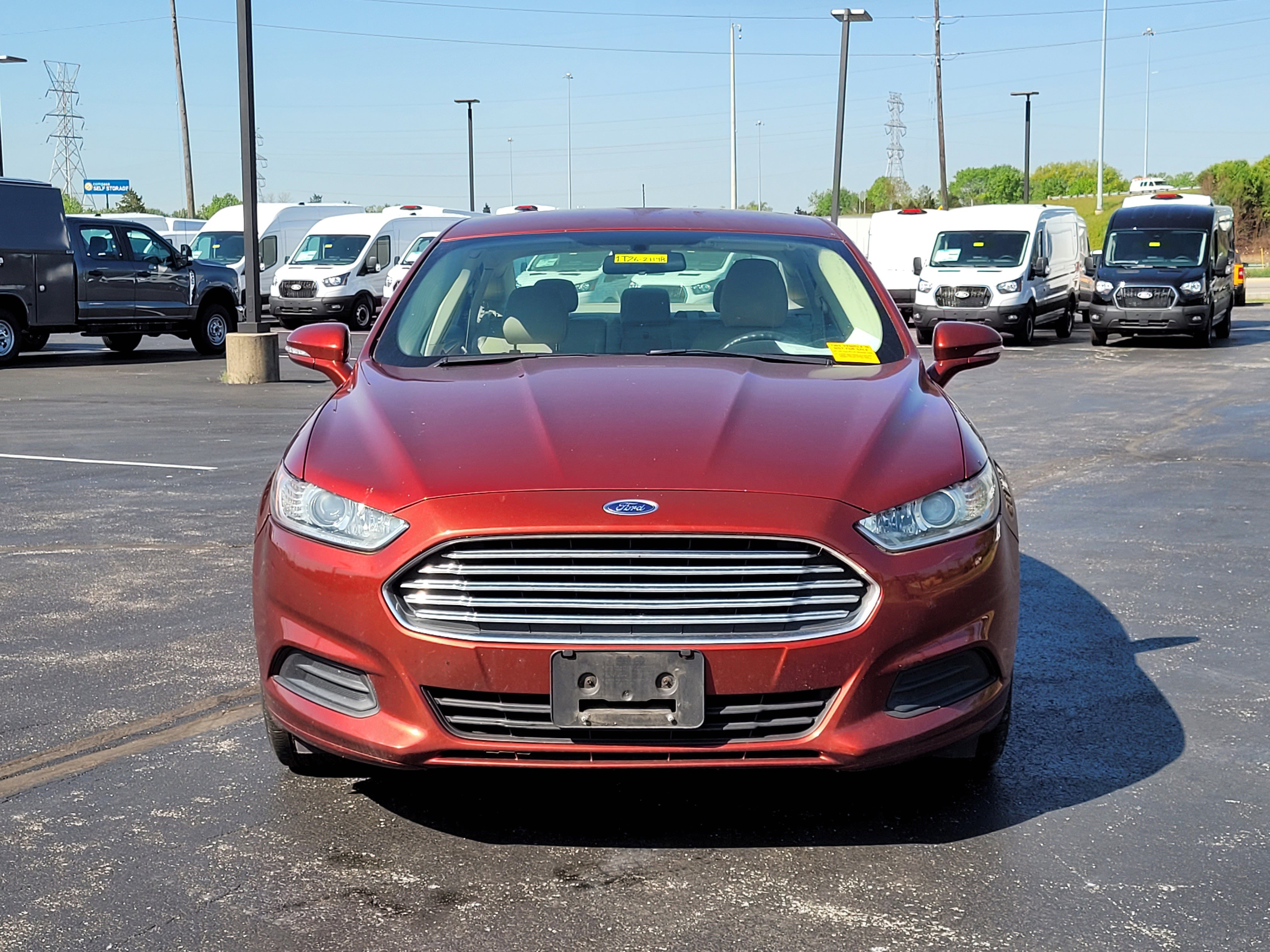 Used 2014 Ford Fusion SE FWD image 9