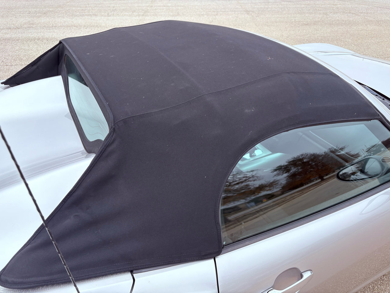 Used 2007 Saturn Sky image 17