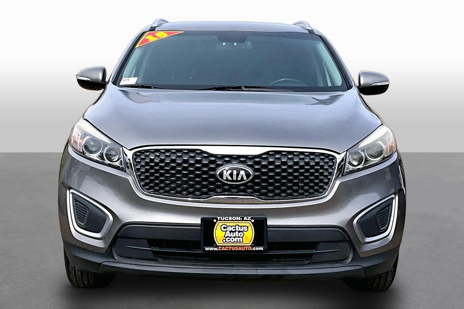 Used 2018 Kia Sorento FWD image 3