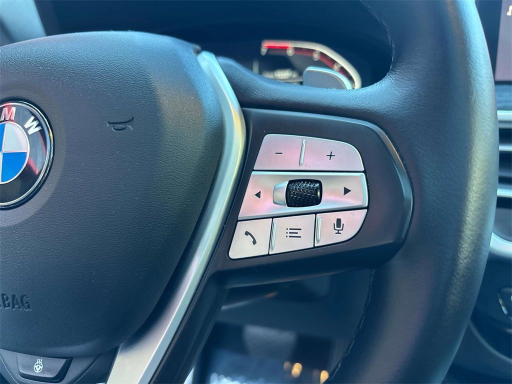 Used 2025 BMW X4 xDrive30i image 23