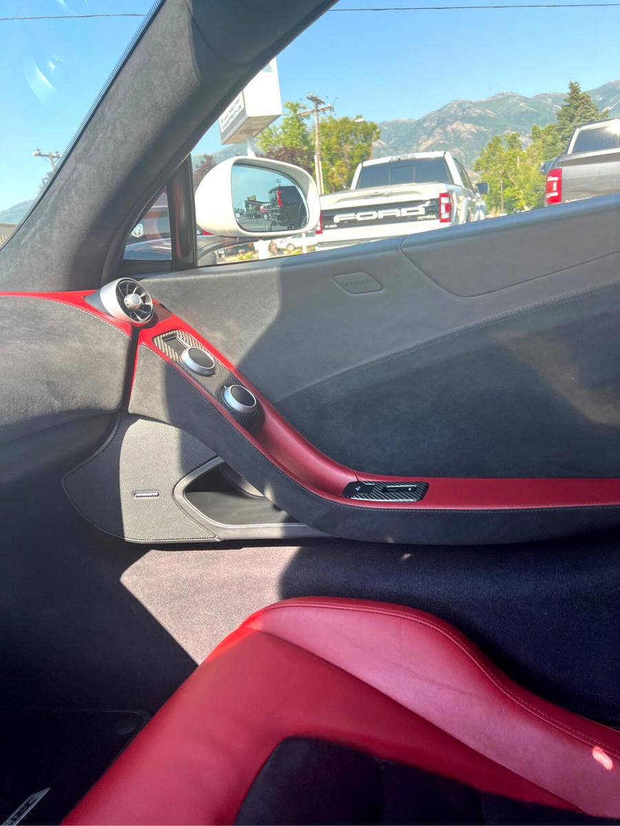 Used 2012 McLaren MP4-12C Coupe image 24