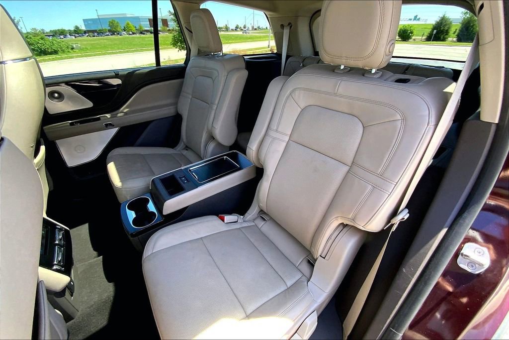 Used 2020 Lincoln Aviator Reserve w/ Equipment Group 202A AWD/4WD image 25
