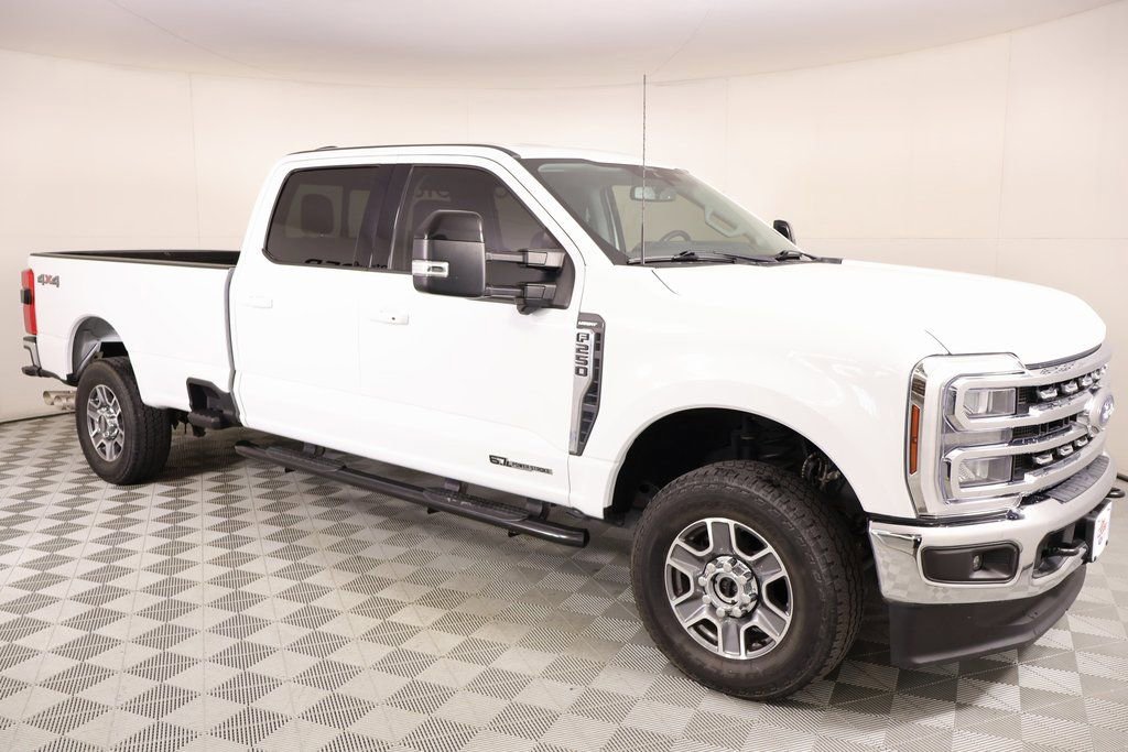 Used 2024 Ford F250 Lariat image 1