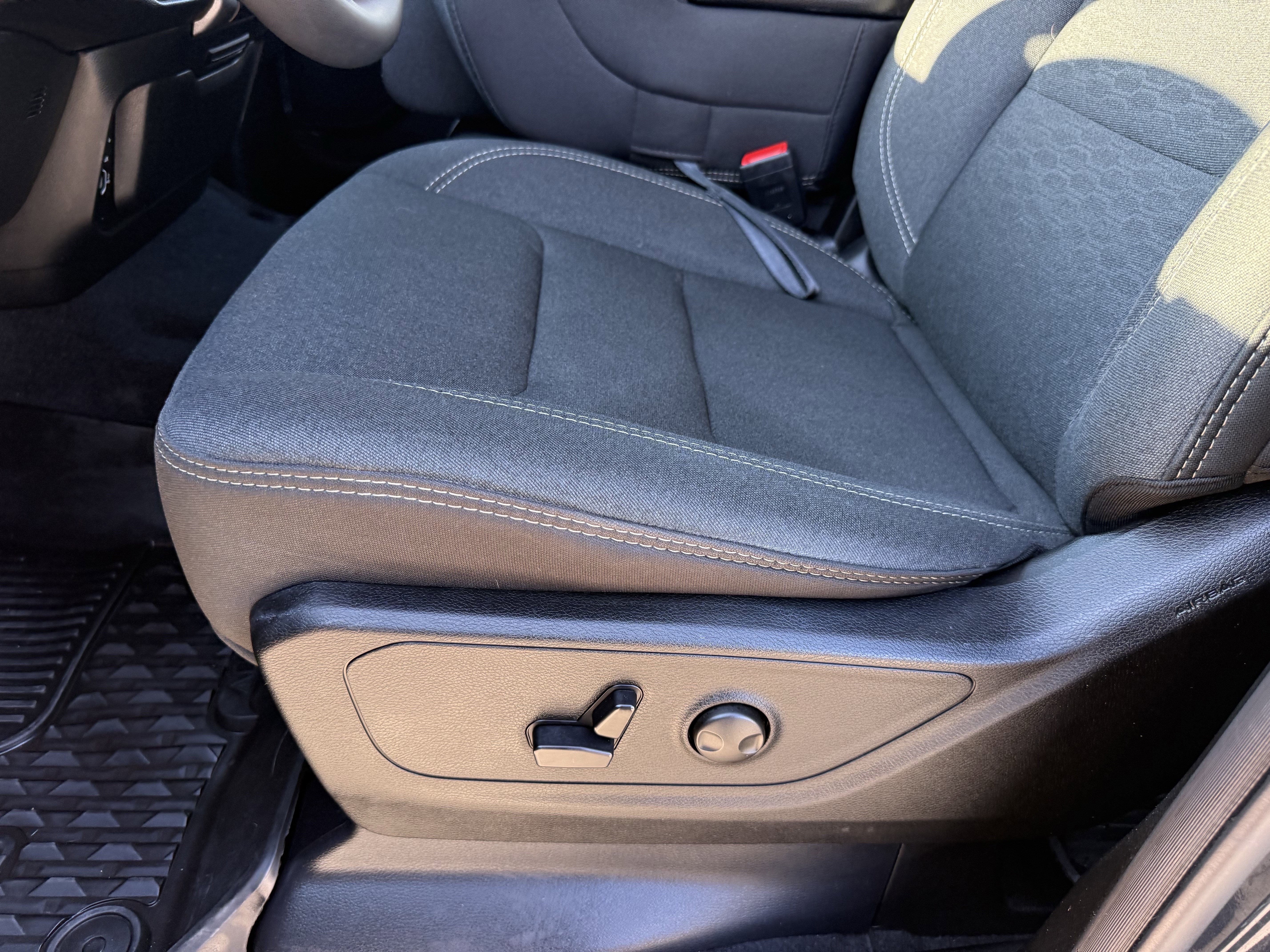 Used 2025 RAM 1500 Big Horn image 28