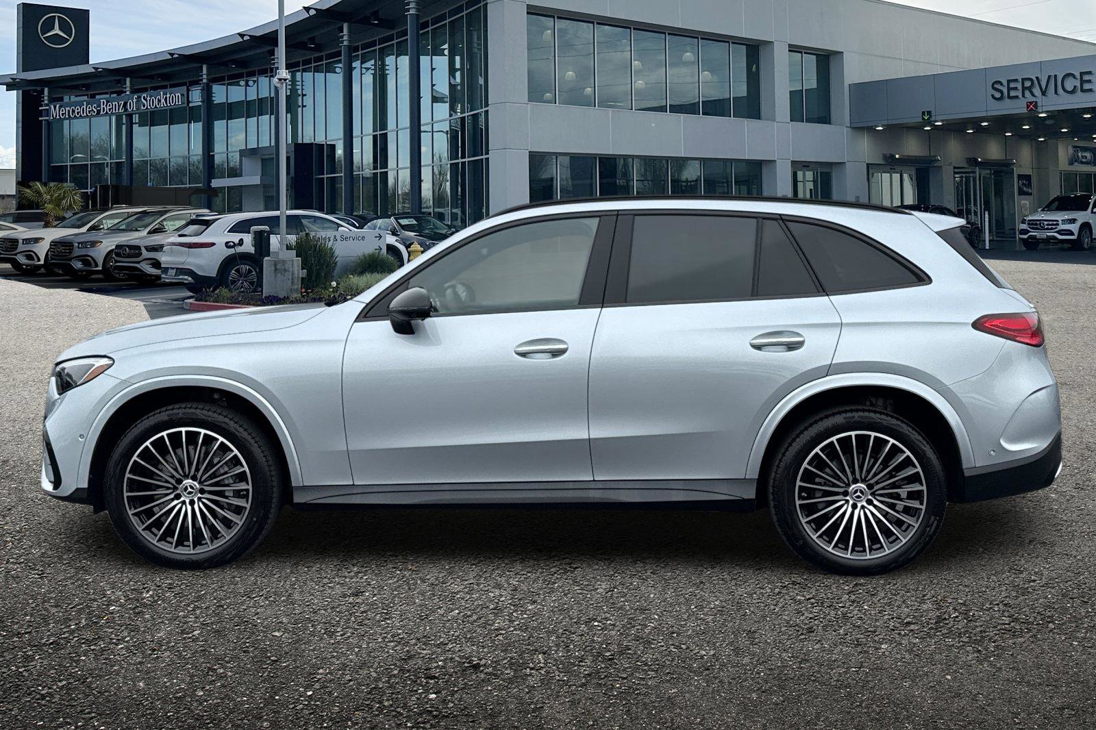 New 2026 Mercedes-Benz GLC 300 4MATIC image 7