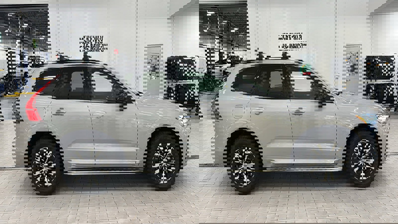 Used 2024 Volvo XC60 B5 Core image 4