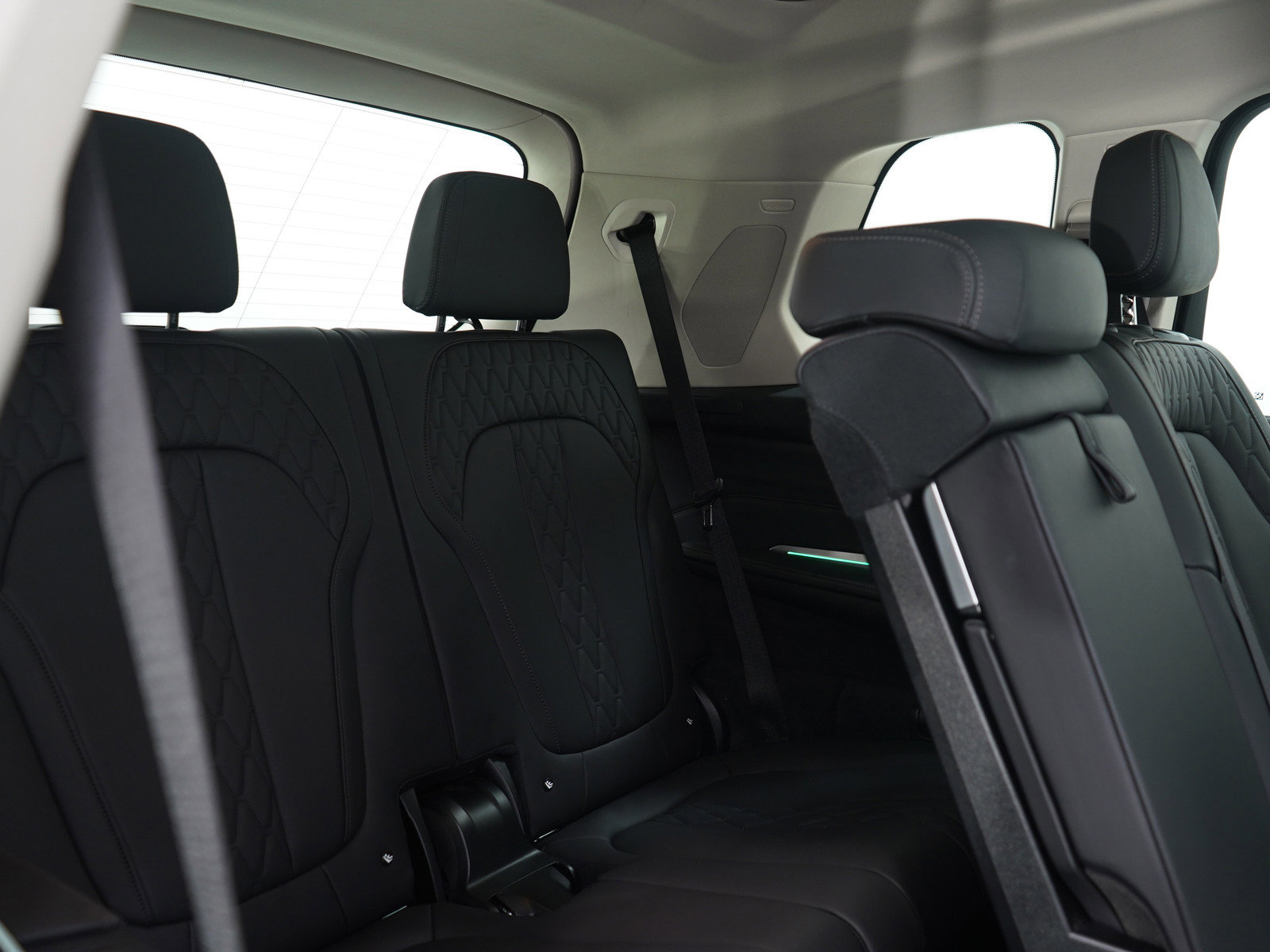 Used 2023 BMW X7 xDrive40i image 13