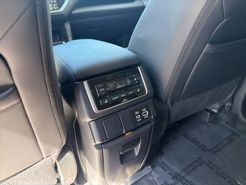 Used 2025 Subaru Ascent Limited image 13