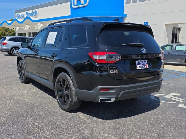 Certified 2025 Honda Pilot Black Edition image 6
