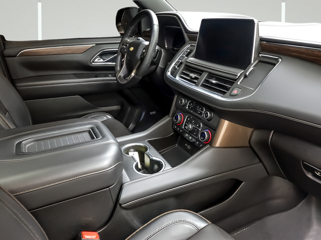 Used 2023 Chevrolet Tahoe High Country w/ Premium Package AWD/4WD image 34