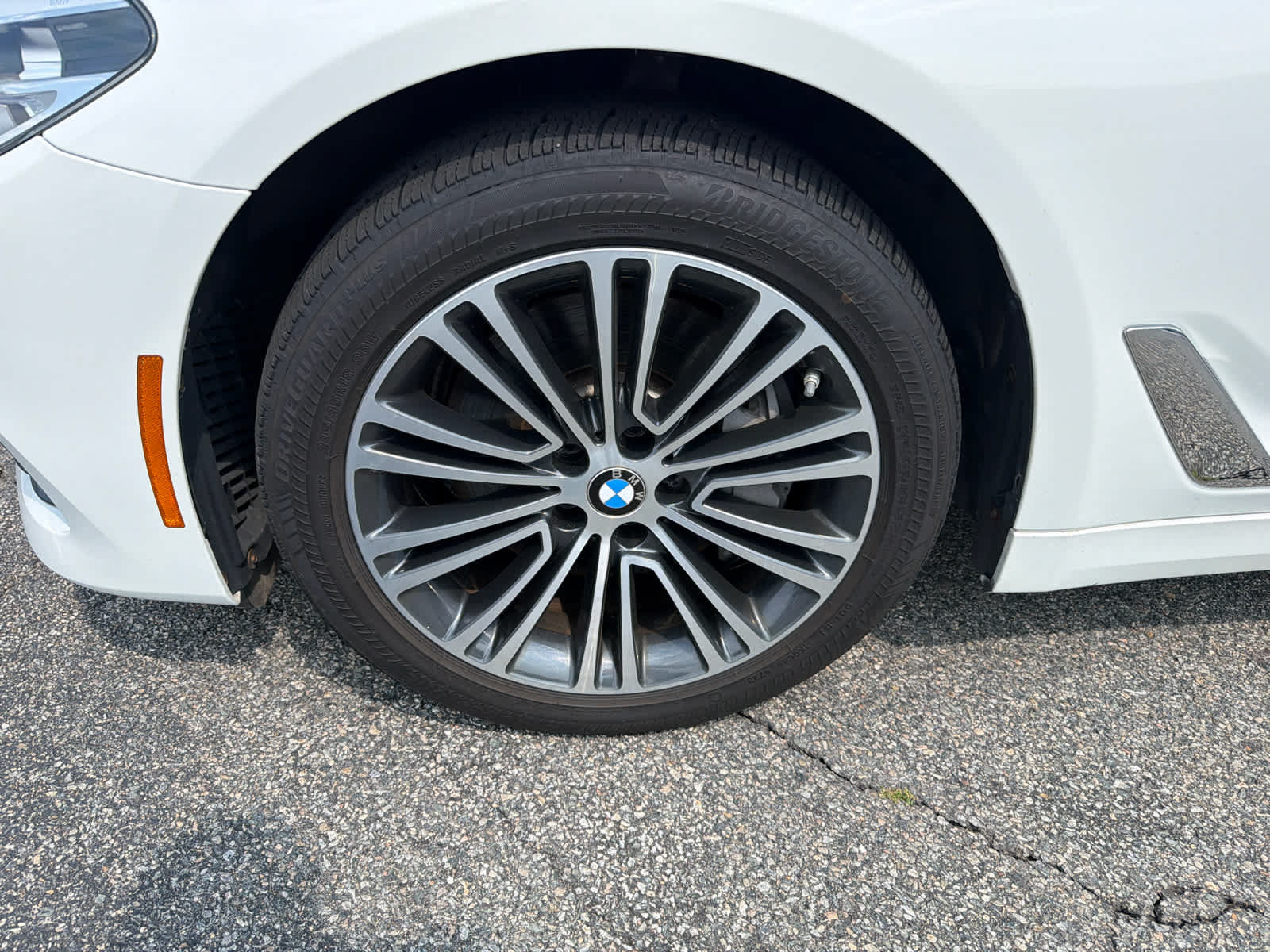 Used 2020 BMW 540i xDrive w/ Convenience Package AWD/4WD image 5