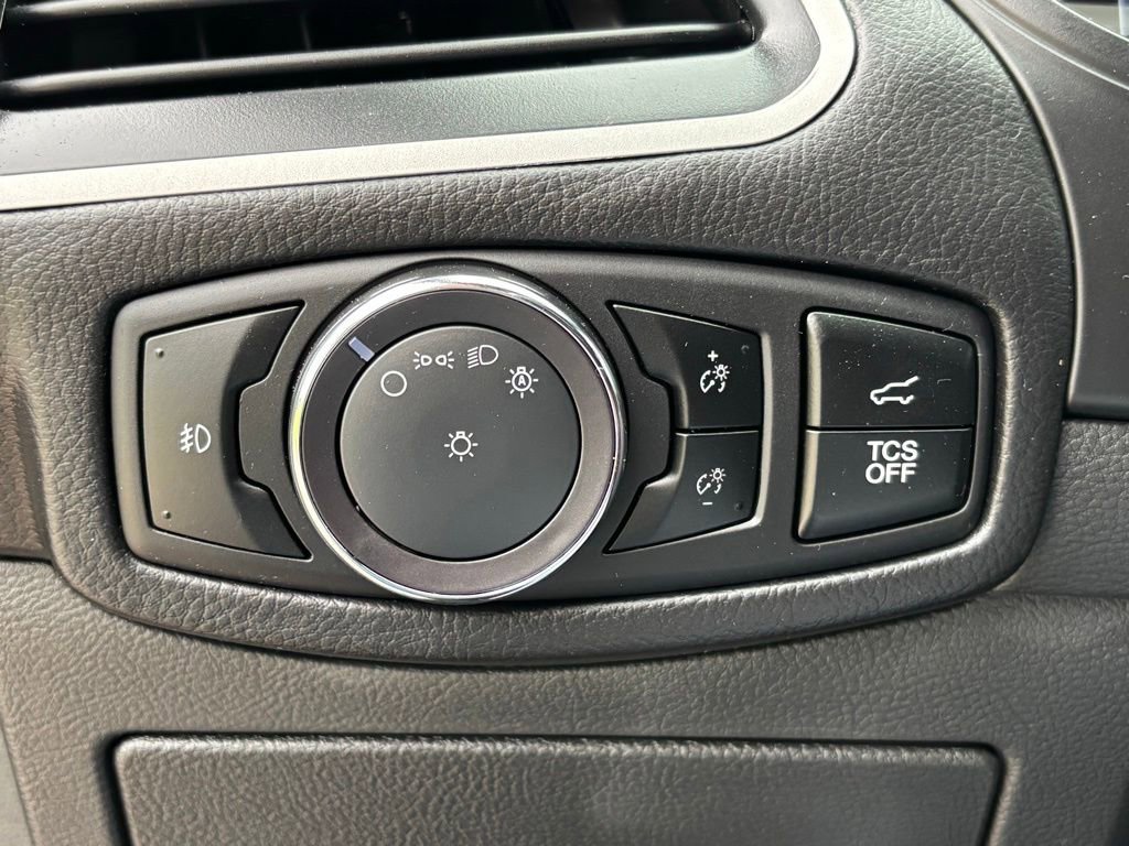Used 2024 Ford Edge ST-Line AWD/4WD image 25