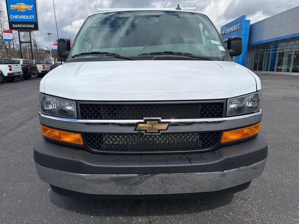 New 2026 Chevrolet Express 3500 w/ Power Convenience Package image 23
