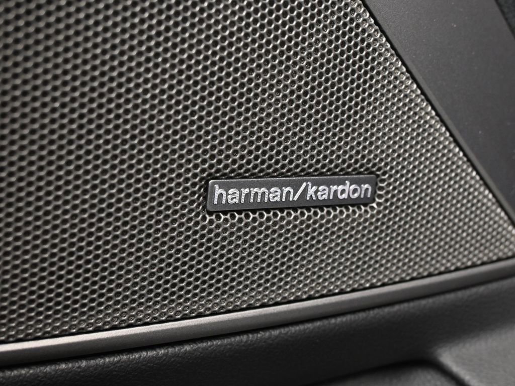 Used 2024 BMW M3 Competition w/ Executive Package image 34