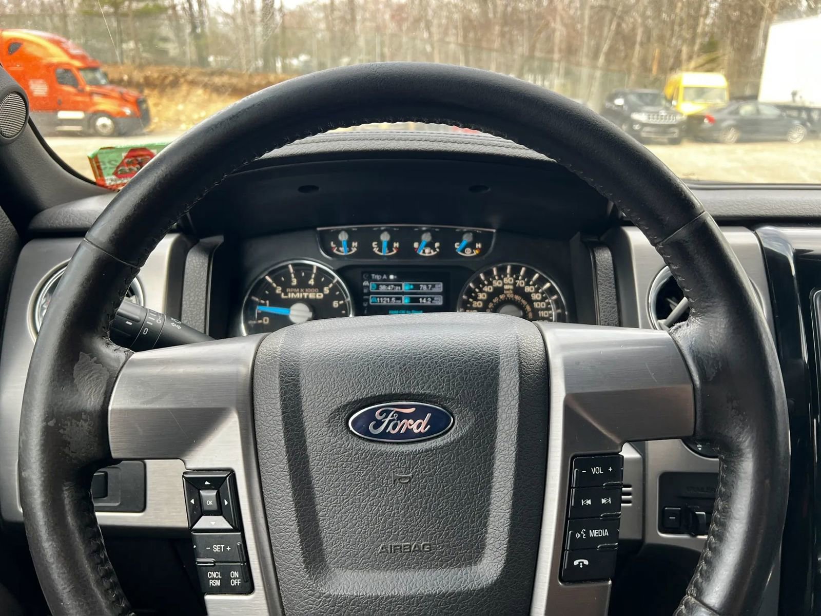 Used 2014 Ford F150 Limited image 14