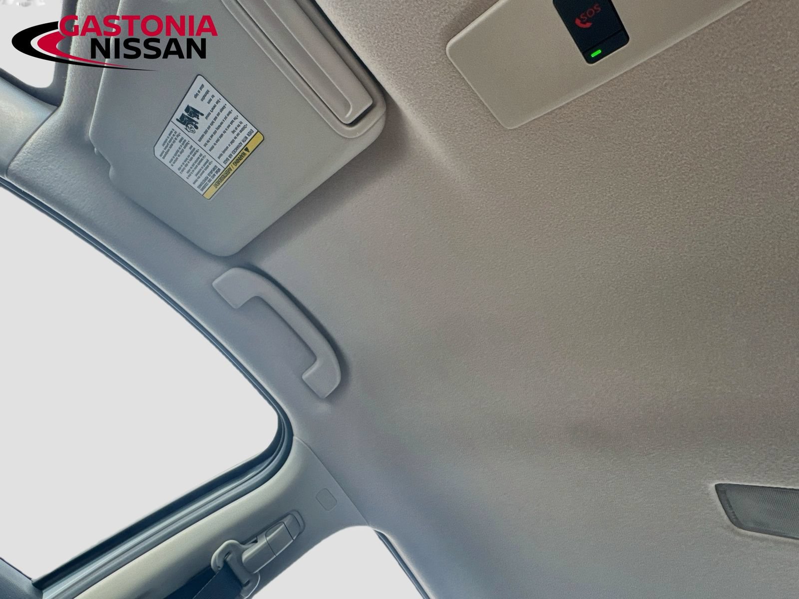 Used 2025 Nissan Versa SR w/ Trunk Package FWD image 29