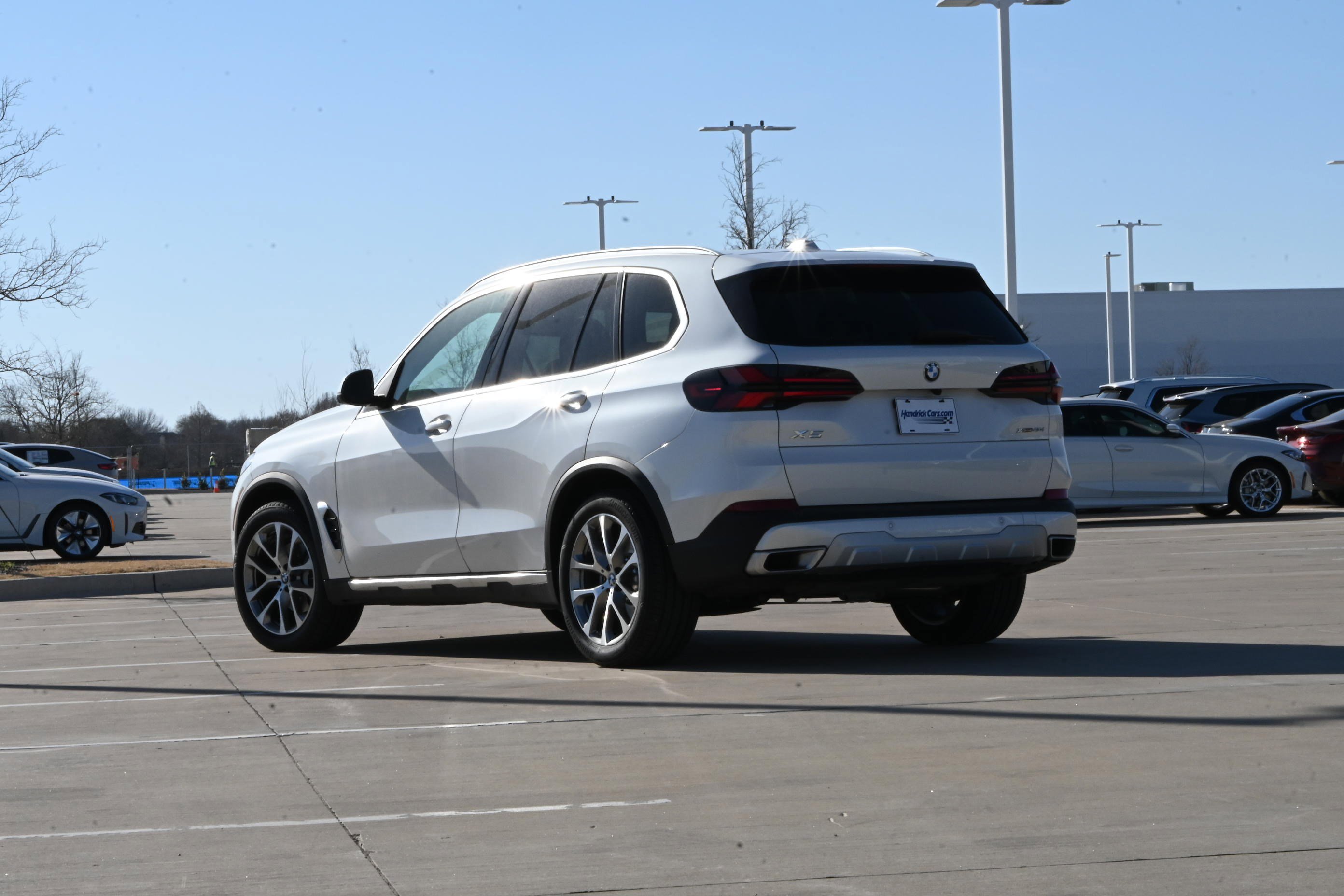 Certified 2025 BMW X5 xDrive40i w/ Premium Package image 3