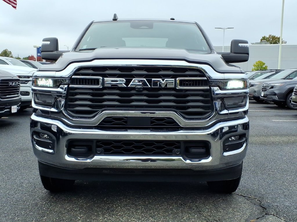 Used 2026 RAM 2500 Big Horn AWD/4WD image 2