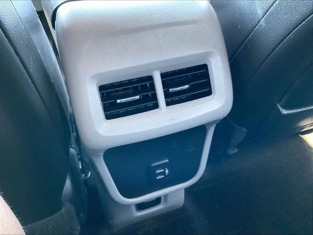 Used 2022 GMC Terrain SLT w/ LPO, Floor Liner Package AWD/4WD image 12