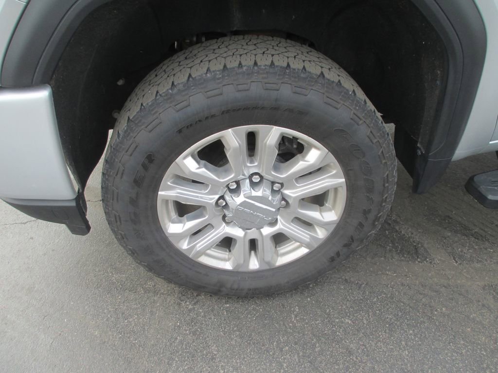 Used 2022 GMC Sierra 2500 Denali w/ Denali Ultimate Package image 17