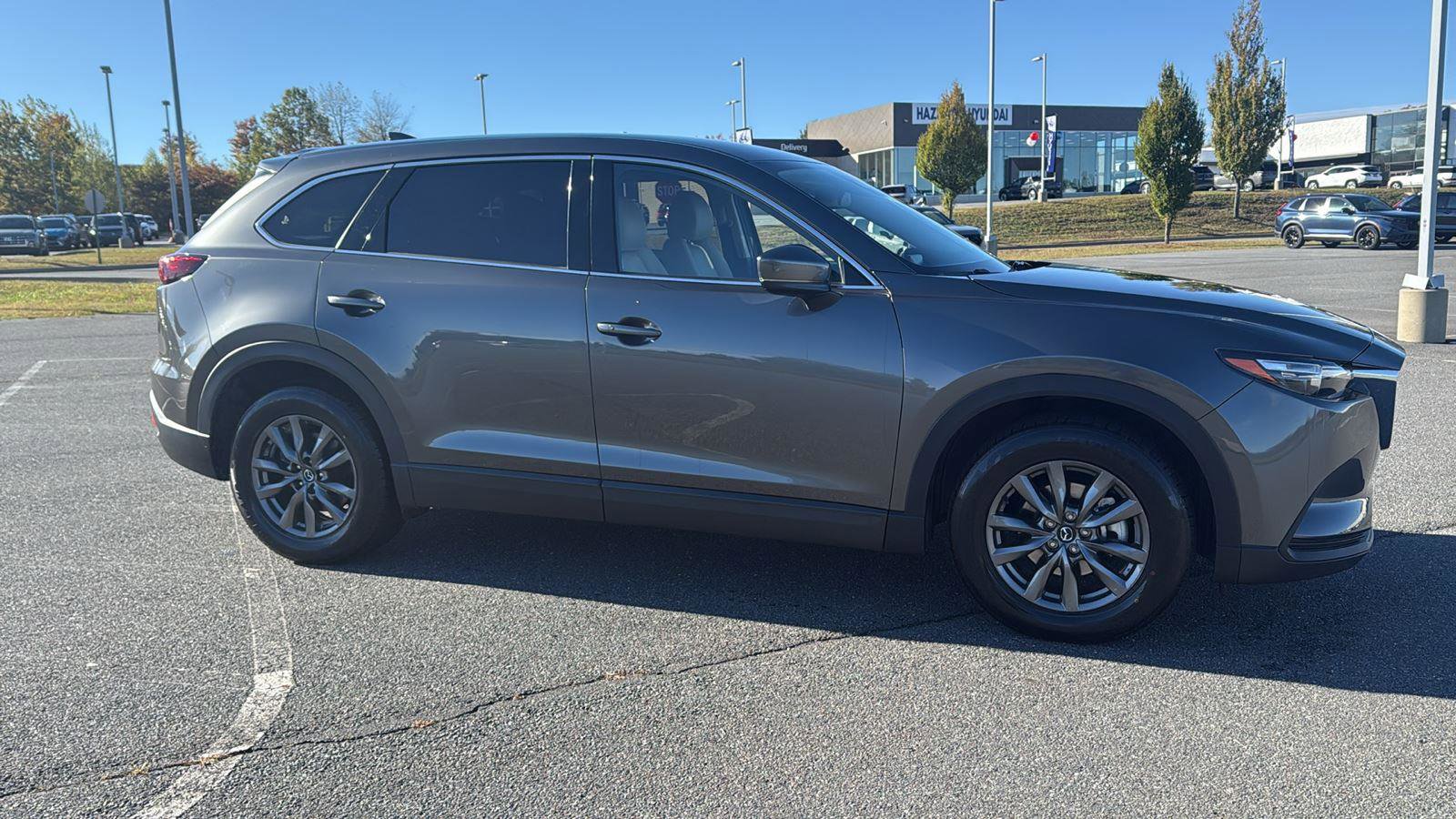 Used 2022 MAZDA CX-9 Touring image 3