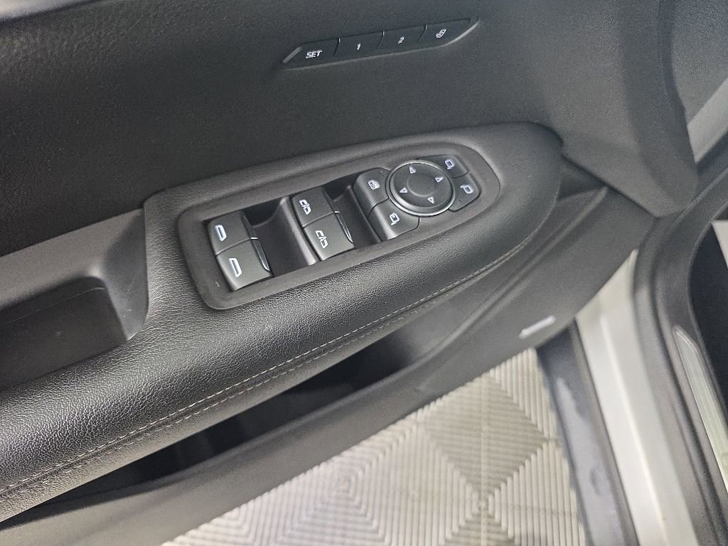 Used 2020 Cadillac XT5 Premium Luxury AWD/4WD image 14
